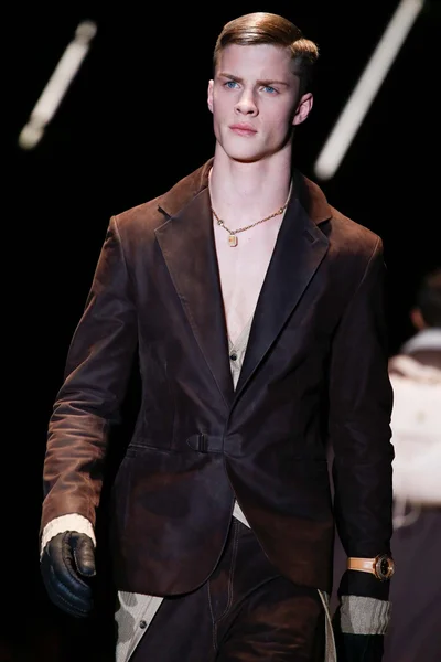 Look 78